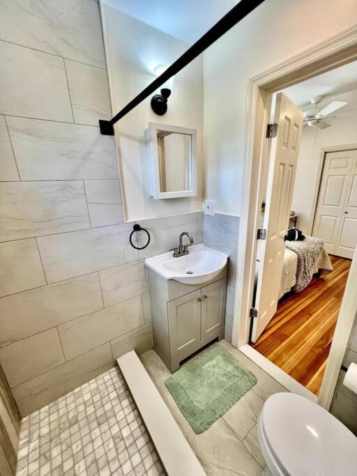 Appartement Modern - 3 Bedrooms, 2 Bathrooms *